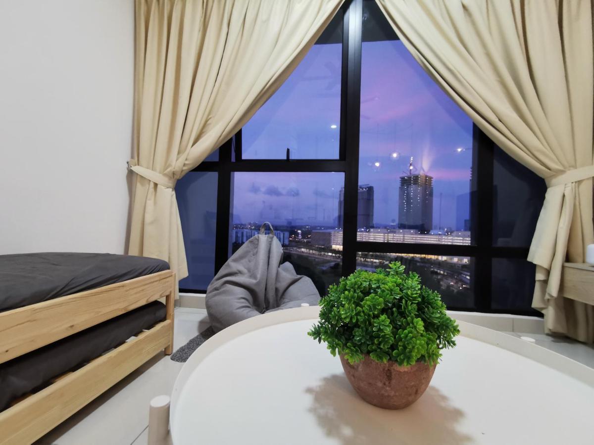 Apartment Mid Valley Southkey Mosaic Cozy At Johor Bahru