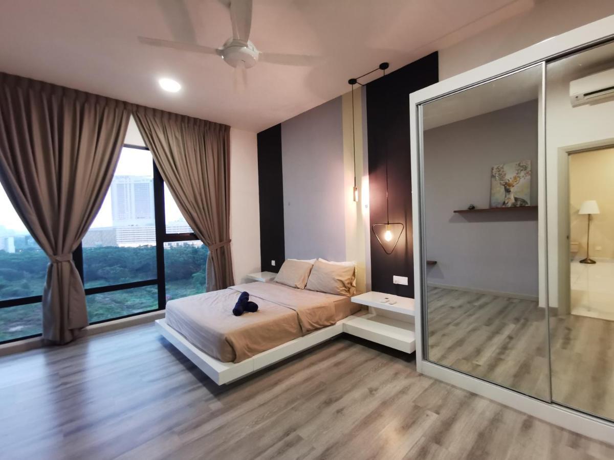 Apartment Mid Valley Southkey Mosaic Cozy At Johor Bahru