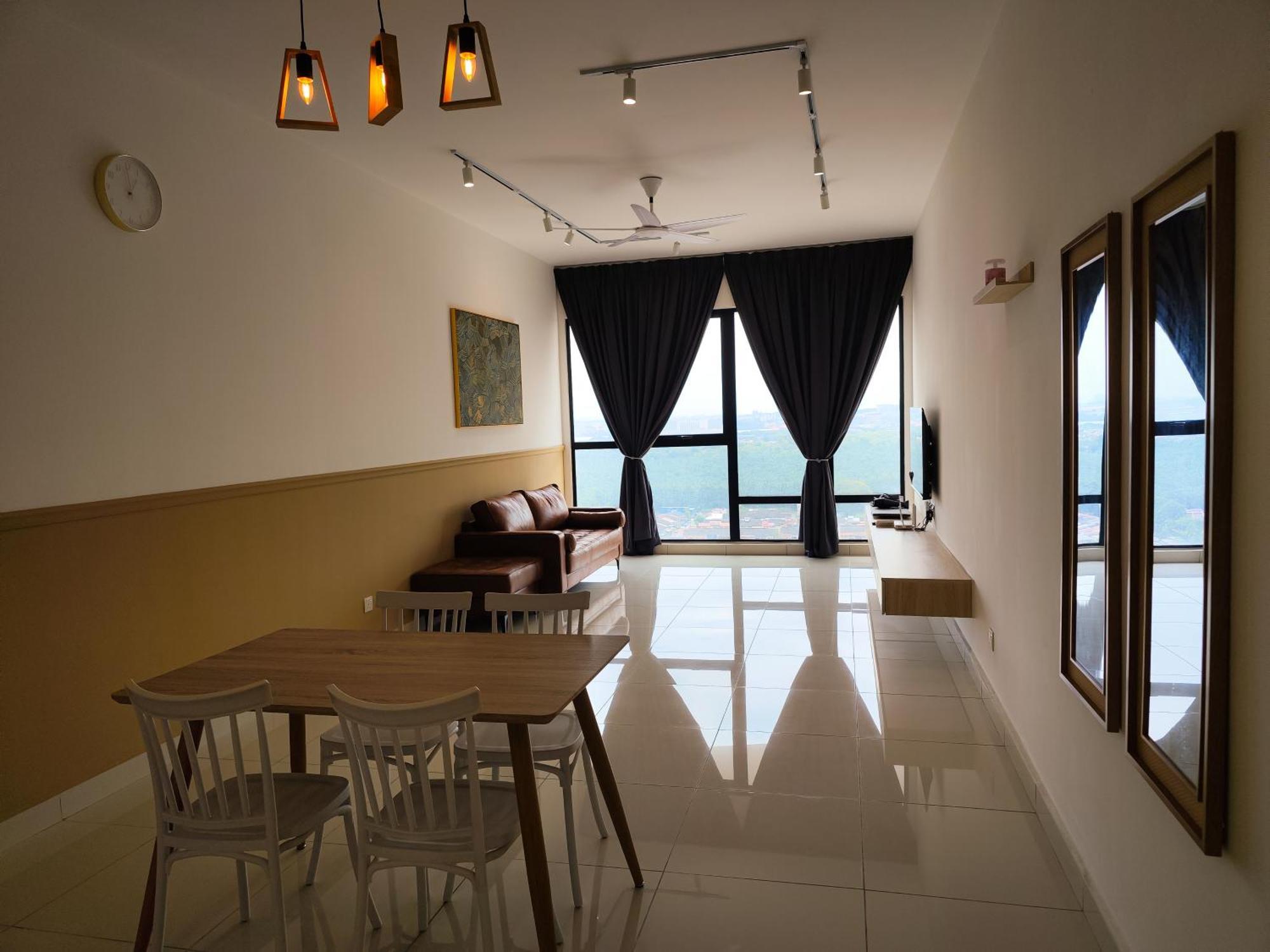 Apartment Mid Valley Southkey Mosaic Cozy At *