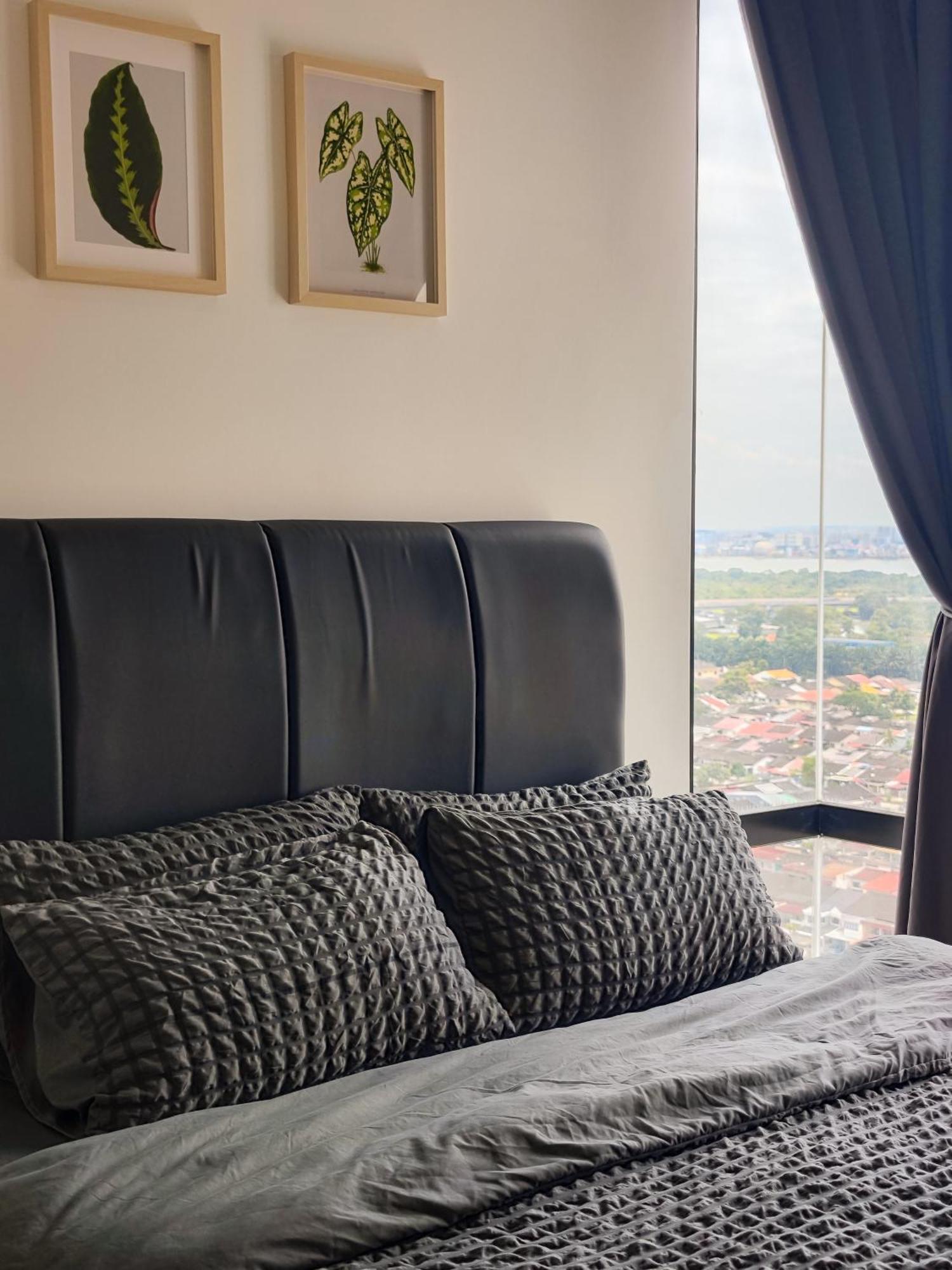 Mid Valley Southkey Mosaic Cozy At *