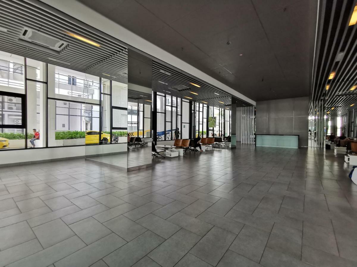 Apartment Mid Valley Southkey Mosaic Cozy At